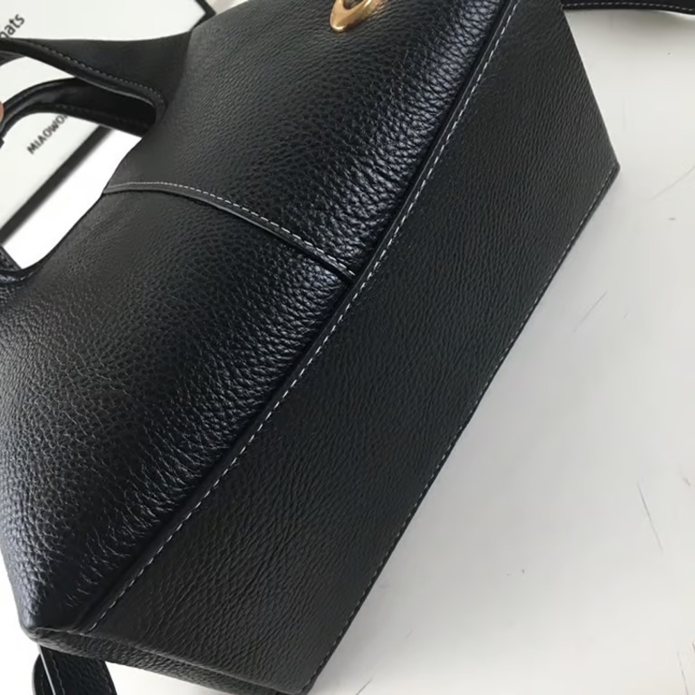 Coach Black Lana 23 Leather Hobo Bag with Gold Hardware - Picture 7 of 9